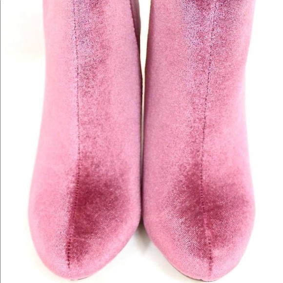 Romantic Mauve Velvet Bootie🍂 - Picture 5 of 8